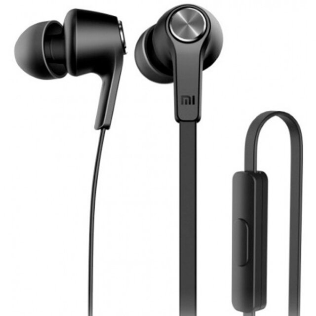 Гарнитура Xiaomi Mi in-ear Headphones Basic черная